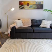 Botanic Bliss Bungalow: 1 bed loft
