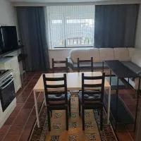 STUDIO Apartment, 34sqm, 1-2 guests, free parking & self check-in, hotel a Klagenfurt