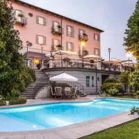 Ristorante Albergo Ca' Vittoria, hotel sa Tigliole