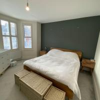 Stunning 4BD House wLarge Garden - Finsbury Park!