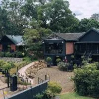 The Bohemian Boutique Guesthouse، فندق في تزانين