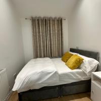 3rd Studio Flat For Family Enjoyment With Private Toilet and Bathroom 134 Keedonwood Road Bromley