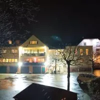 Hotel Landgasthof Simon, hotel di Waldrach