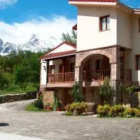 Apartamentos Javier, ξενοδοχείο σε Turieno