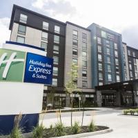 Holiday Inn Express & Suites - Toronto Airport South, an IHG Hotel โรงแรมที่Etobicokeในโตรอนโต