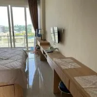 Apartment Thamrin City Nagoya, hotelli kohteessa Jodoh