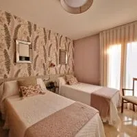Hostal La Chipranera, hotel u gradu Castejón de Monegros