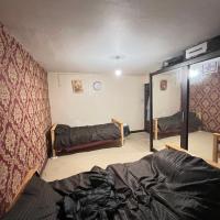 Large King Size room with two Single Bed