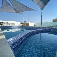 Bareeq Luxury House with Two Private Pools - Barka, хотел в Барка