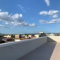 Hospedagem em Frecheirinha - Apê Jurema, ξενοδοχείο σε Frecheirinha