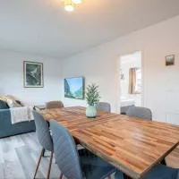 Moderne Wohnung mit Parkplatz - Top Floor, ξενοδοχείο σε Ostermundigen