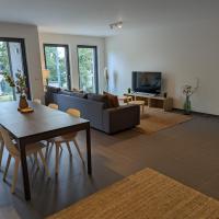 High-End Modern 2 Bed w. Garage in Belair, hotel di Merl, Luxembourg