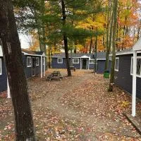 Hidden Haven Cottages, хотел в Lake City