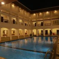 THE RIVIERA, hotell sihtkohas Theni