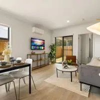 Cozy 2BR brandnew home at Brown Plains, hotel u gradu Brauns Plejns