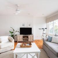 Spacious Oceanview Villa (Sleeps 22), hotel poblíž Groton-New London Airport - GON, New London