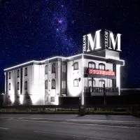 Hotel M, hotel a Oyodo