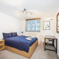 Warm & Cosy Flat in King Cross, hotel in St Pancras, London