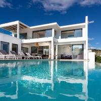 Casa Sãnti - Luxury Home- For 8 guests, hotel in Benissa Coast, Benissa