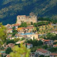 House in the historic center of Greoux - Ideal spa treatments