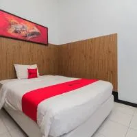 RedDoorz Syariah near RSUD Tuban, hotel en Tuban