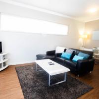 Lovely 2BR Apartment in West Perth with Parking!