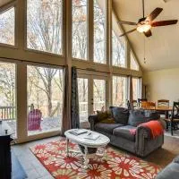 Buckhead Home w/ On-Site Lake Oconee Access!, hotel en Eatonton 