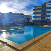 Albufeira Vintage Apartment With Pool by Homing, hotel em Montechoro, Albufeira