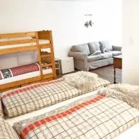 Family room by Interlaken Parking, ξενοδοχείο σε Därligen