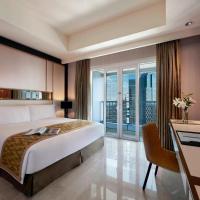The Residences of The Ritz-Carlton Jakarta Pacific Place, готель в районі Senayan, у місті Джакарта