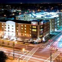 SpringHill Suites Norfolk Old Dominion University، فندق في نورفولك