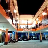 Banpong Center Place, hotel v mestu Ban Khung Phayom