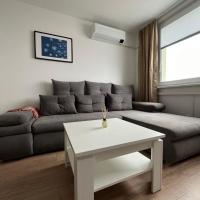 Elegant Escape apartment III - free parking, easy access to City Center, hotel u četvrti Podunajske Biskupice, Bratislava