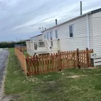 2 Brightholme Unity Beach 6 berth No pets, hotel en Brean
