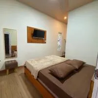 Resy home syariah dekat alun2 wonosobo, hotell i Kalianget