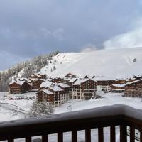 Modern apartment at the foot of the slopes