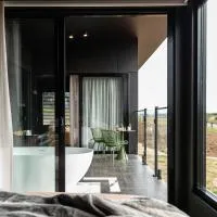 Wherewithal Luxury Suites, hotel sa Carlton
