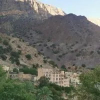 Hadash guest house, hotel em Ghubrah