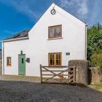 The Gatehouse at Y Gwesty Bach, hotell i Jordanston