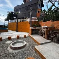 Hotel Hostal El Castillo Santa, хотел в Santa Bárbara