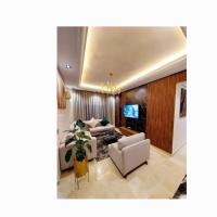 modern apartment opposite the Hassan2 mosque, very well equipped and stylish, 85 m² with gym and direct sea view with underground garage. (couple of Arab origin without marriage certificate will be refused)