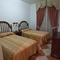 Hostal Algaidas、Villanueva de Algaidasのホテル
