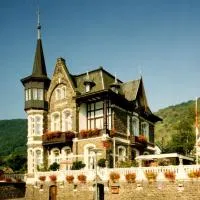 Villa Cornely, hotel u gradu Trajs-Karden