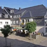 Zur alten Quelle, hotell i Drolshagen