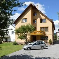 Penzion u Laca, готель у місті Зуберець