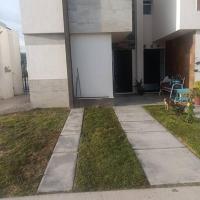 Excelente hogar para descansar, hotel near Ponciano Arriaga International Airport - SLP, Gómez