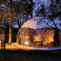 le cocon d'amour " Dôme avec jaccuzi privé ", hotel a La Chapelle-du-Fest