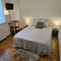 Chambre d'hôte Lempautoise climatisée, hotel em Lempaut