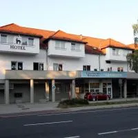 Ilmenauer Hof: Ilmenau şehrinde bir otel