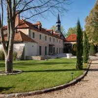 Loft dans le clocher face au chateau, hotel em Bonnelles